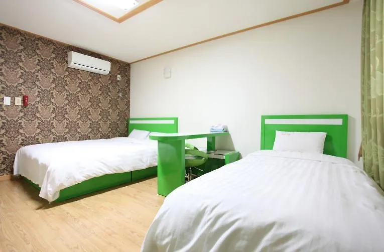 ג'גו Happy Hotel קוריאה הדרומית
